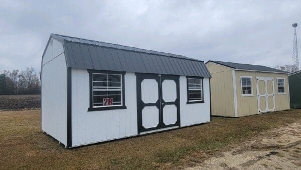 La Grange #28: 12 X 20 Side Lofted Barn Building Image